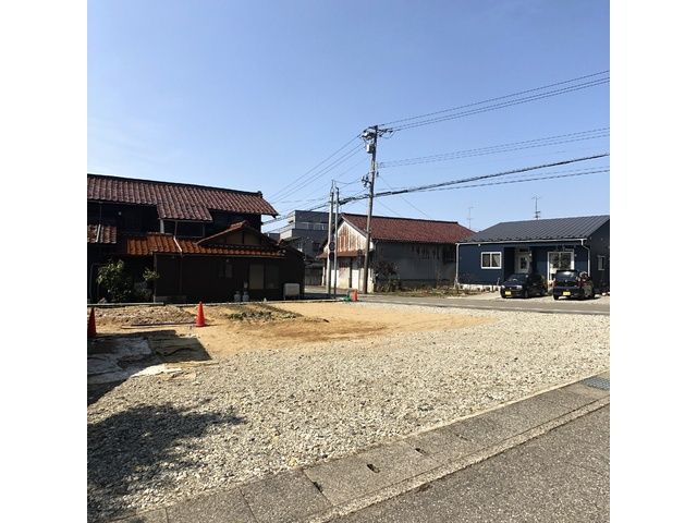 Vacant Land for Sale in Kaga City, Ishikawa - Prime Corner Lot - Thumbnail 3
