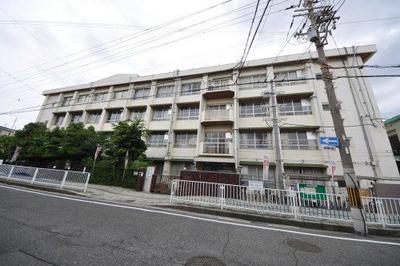 4LDK Family Apartment in Izumiotsu with Large Balcony — Image 2, Izumiotsu, Osaka