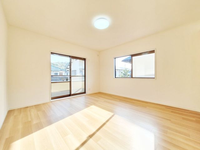Renovated 4LDK House in Otsu Aoyama with Garden - Thumbnail 3