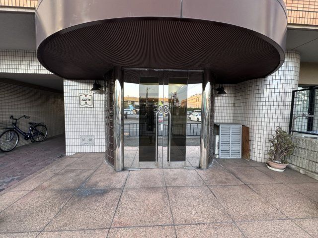 3LDK Apartment in Sakai Nishi Ward - 65.74m² Near JR Stations - Thumbnail 4