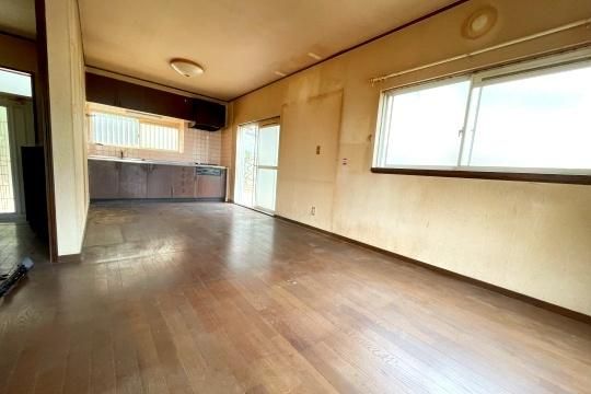 4LDK House for Renovation in Atami Hills, Shizuoka - Thumbnail 3