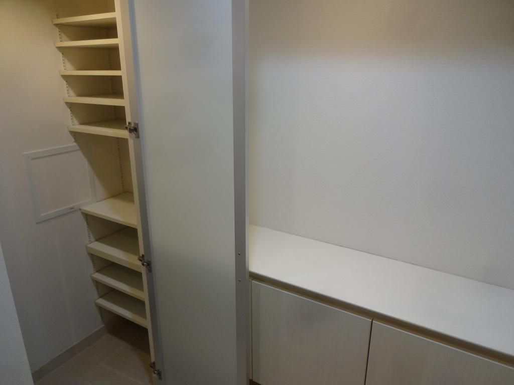 Modern 3LDK Apartment in Nishinomiya Marina Park - Thumbnail 3
