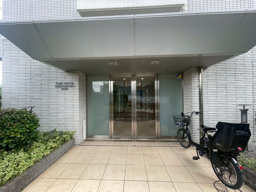 2LDK Apartment in Kawasaki - Park House Shinmaruko Breezia - Thumbnail 4