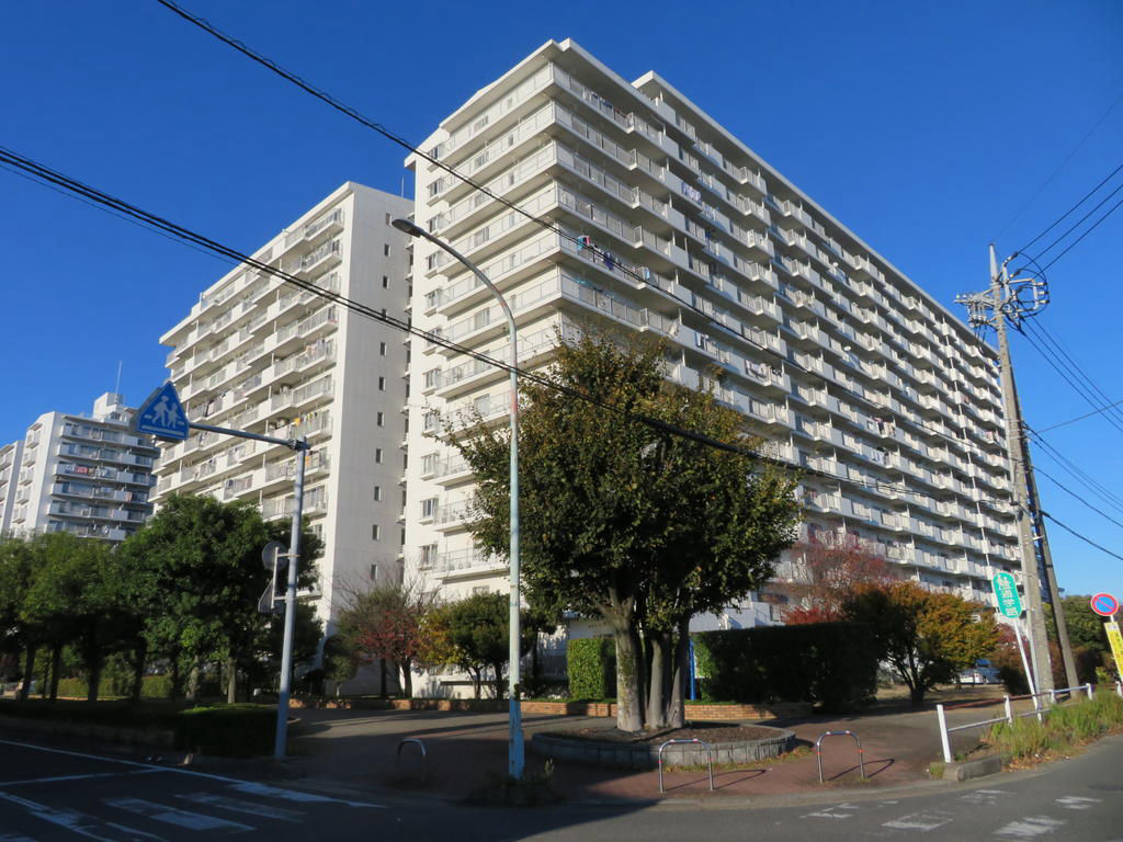 4LDK Apartment in Misato with Balcony | Saitama Property - Thumbnail 4