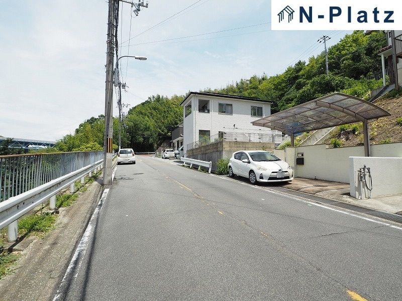 4LDK House for Sale in Kobe's Tarumi Ward - Recently Renovated - Thumbnail 3