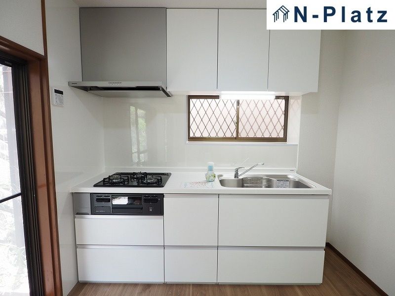 4LDK House for Sale in Kobe's Tarumi Ward - Recently Renovated - Thumbnail 4