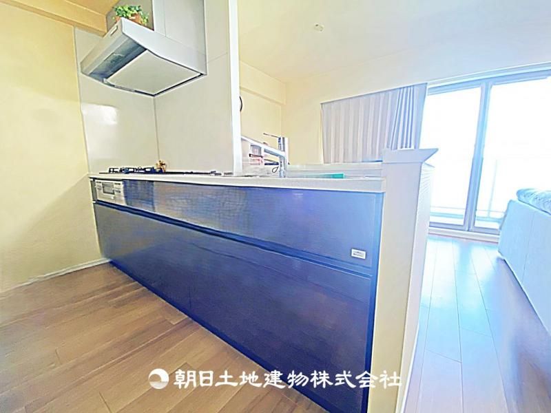 3LDK Apartment for Sale in Tokorozawa, Saitama - Thumbnail 4