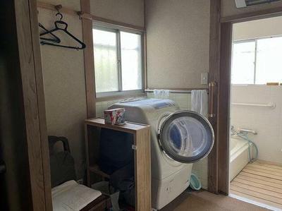 Spacious 5SDK House with Mountain Views in Shiranoe, Kitakyushu — Image 2, Moji, Fukuoka