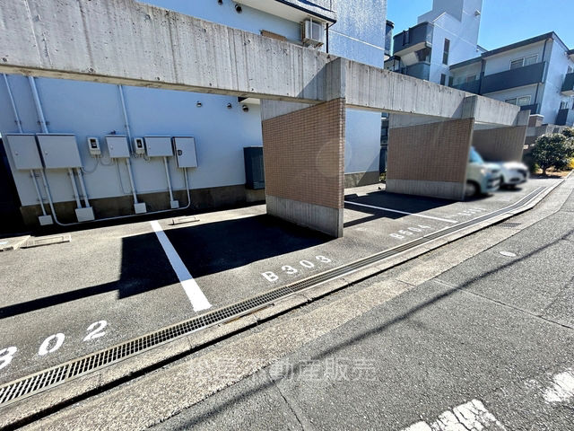 Urban Life Kounan B 4LDK Apartment for Sale in Hamamatsu - Thumbnail 3
