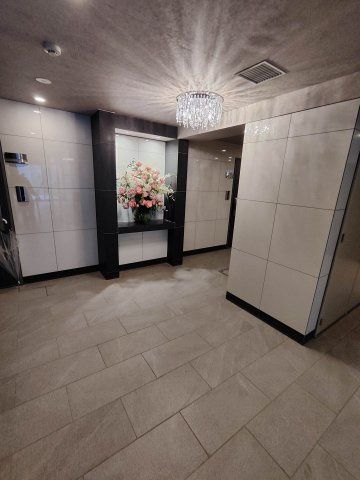 Duo Stage Shimo-Ochiai 1LDK Apartment for Sale in Shinjuku - Thumbnail 4