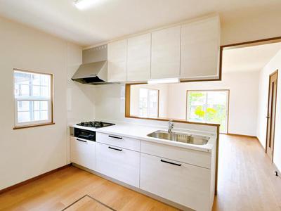Renovated 3LDK House in Toyama with Parking for 3 Cars — Image 4, Toyama, Toyama