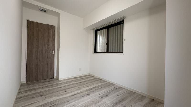 4LDK Apartment for Sale in Itoman, Okinawa - 76.05 sqm - Thumbnail 3