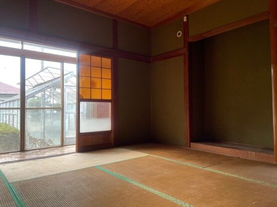 Detached House for Sale in Yatsushiro, Kumamoto - 406sqm Land - Thumbnail 3