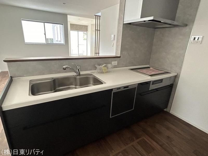 Modern 3LDK House in Kumanotō, Hiroshima Prefecture - Thumbnail 2