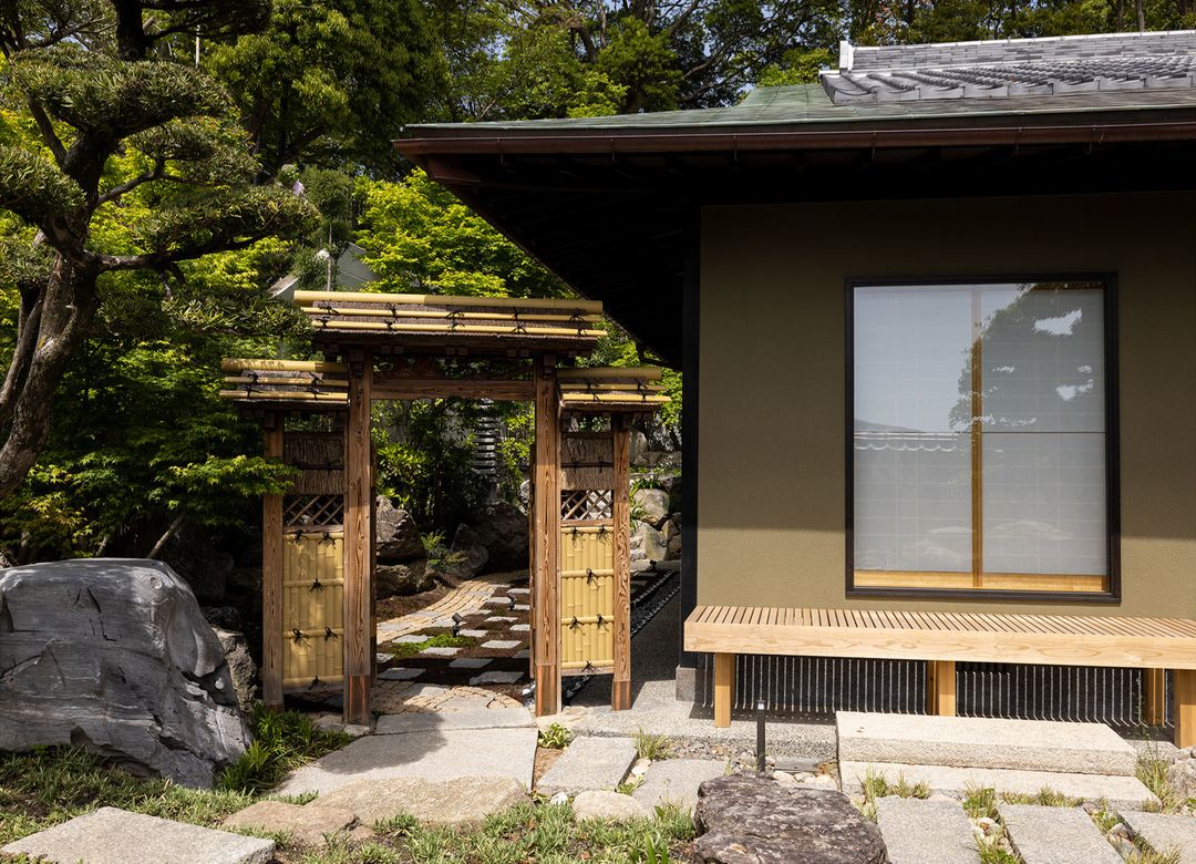 Legacy Estate: Spacious Executive Home in Hakata, Fukuoka - Thumbnail 2