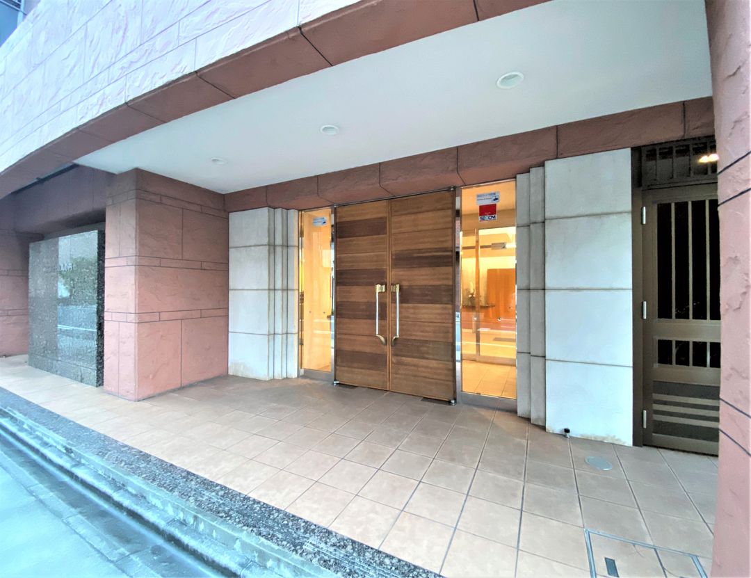 Conseil Marunouchi 3LDK Apartment for Sale in Nagoya - Thumbnail 3