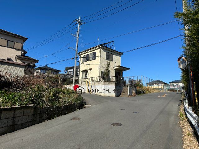 3LDK House for Sale in Yoshimi-machi, Saitama - Thumbnail 2