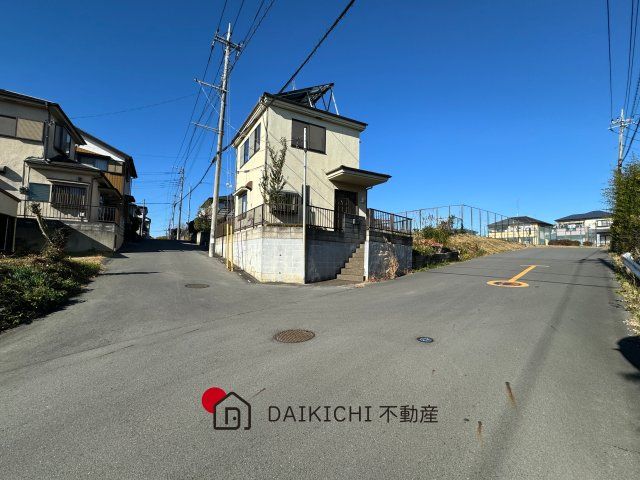 3LDK House for Sale in Yoshimi-machi, Saitama - Thumbnail 3