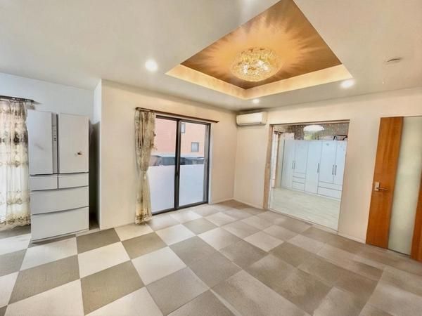 4LDK Detached House for Sale in Yashio, Saitama - Thumbnail 2