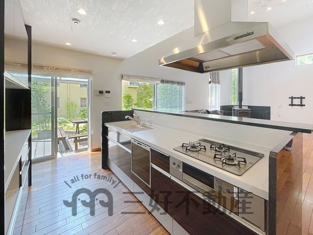 7SLDK House for Sale in Fukuoka's Higashi Ward - Thumbnail 4