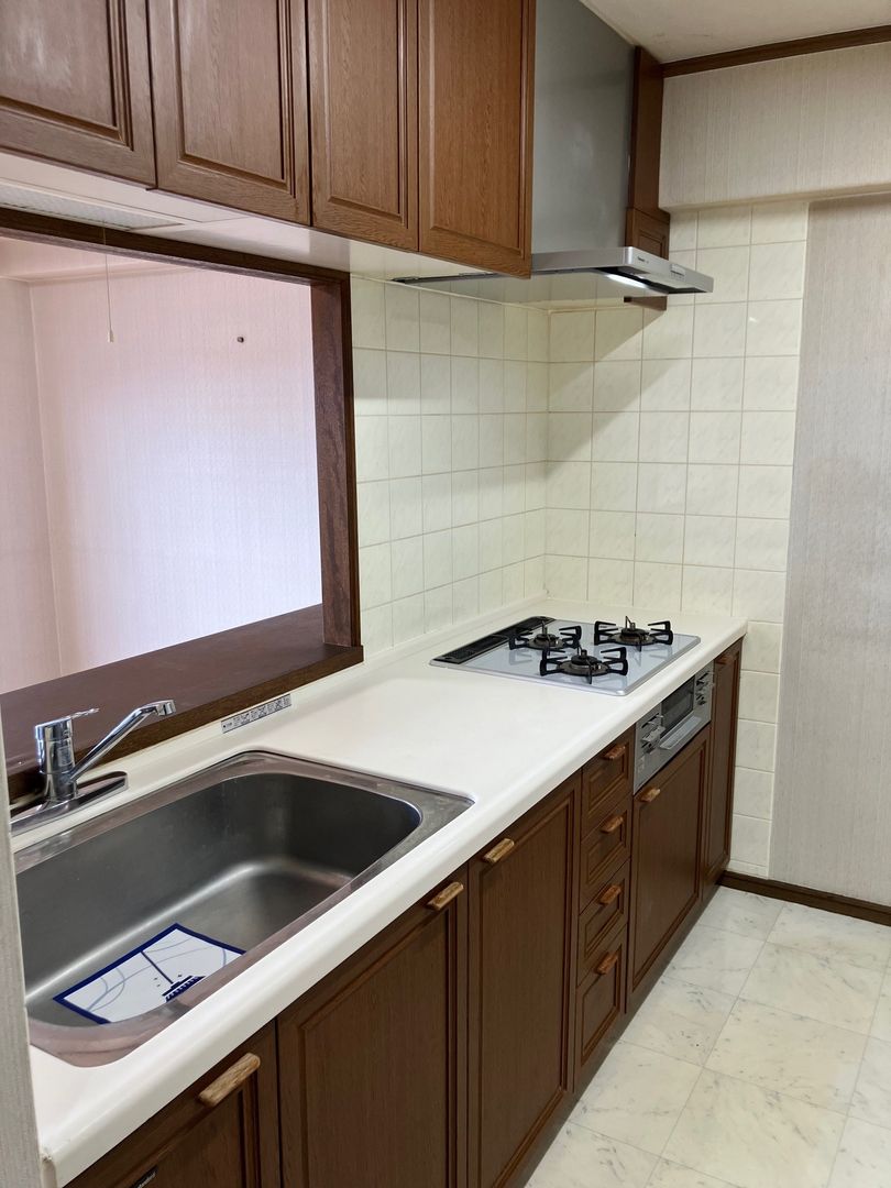 Lions Mansion Dogo Park 10F Apartment for Sale in Matsuyama - Thumbnail 3