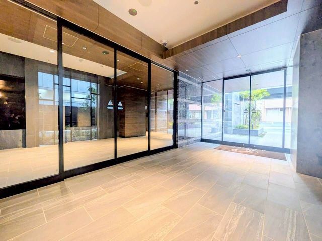 Modern 2LDK Apartment for Sale in Shunan City, Yamaguchi - Thumbnail 3