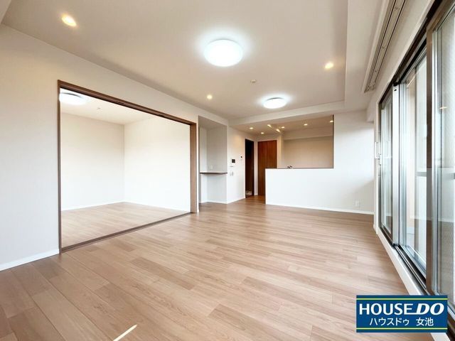 Renovated 3LDK Apartment for Sale Near Sekiya Station, Niigata - Thumbnail 4