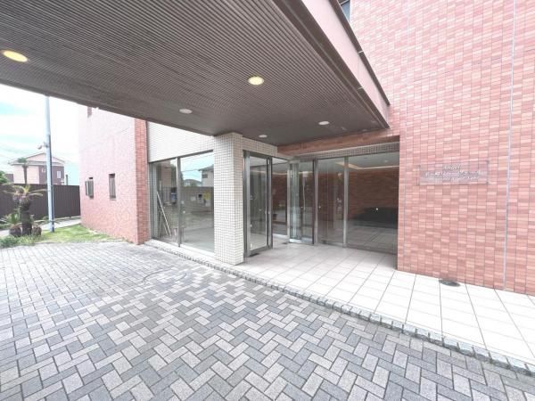 3LDK Apartment in Chigasaki with Balcony - Thumbnail 2
