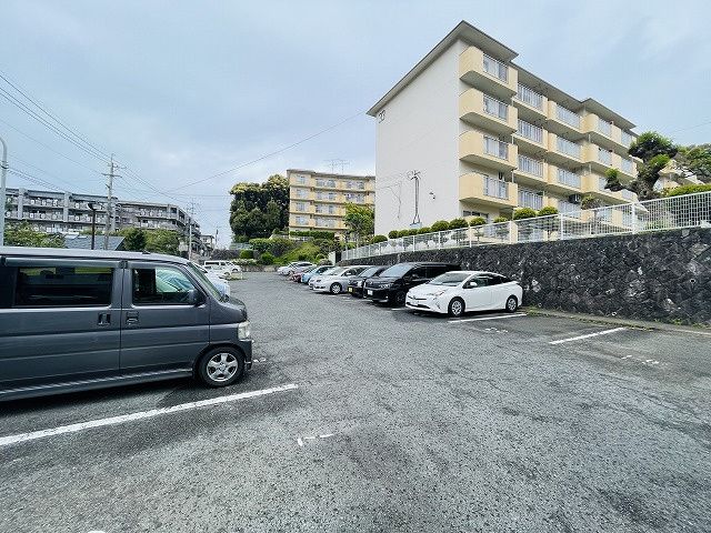 Renovated 3LDK Apartment in Kobase, Fukuoka - Thumbnail 3