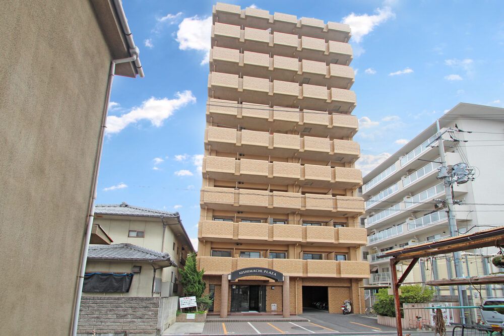 1K Apartment for Sale in Fukuyama, Hiroshima - 14.53m2 - Thumbnail 2