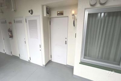 Ogino Mansion 3LDK Apartment for Sale in Itami — Image 3, Itami, Hyogo