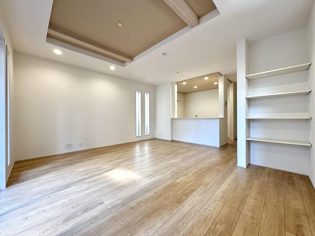 New 3LDK House in Kodaira, Tokyo with Solar Panels - Thumbnail 4