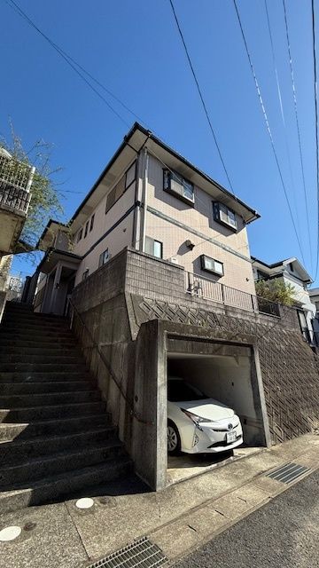 7LDK Family Home in Nagayo Town with 152m² Floor Area - Image 1