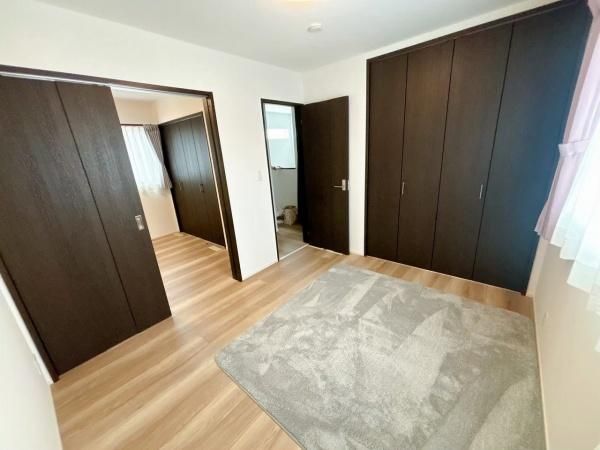 Modern 3LDK Detached House Near Higashi-Kishiwada Station, Osaka - Thumbnail 4