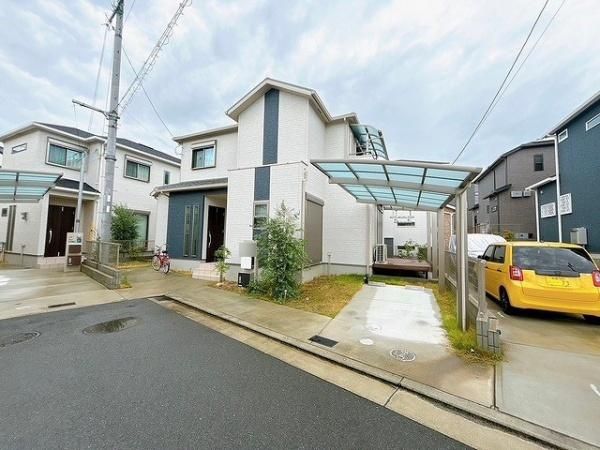 Modern 3LDK Detached House Near Higashi-Kishiwada Station, Osaka - Image 1