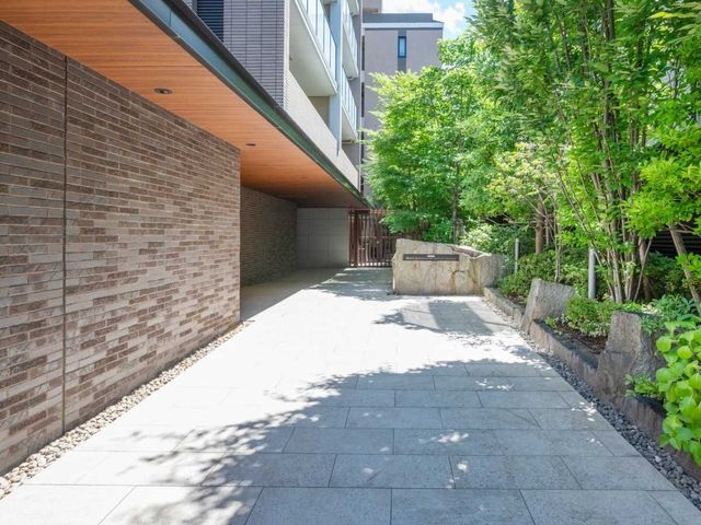 Proud Besshonuma Park Tresage 3LDK Apartment in Saitama - Thumbnail 2