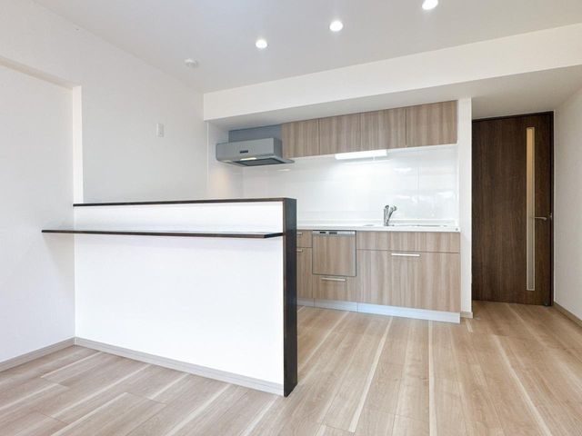 Renovated 3LDK Apartment for Sale in Usuki, Oita - Thumbnail 3