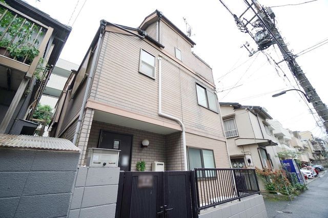 3DK House in Shinjuku Kamiochiai Near Nakai Station - Thumbnail 3