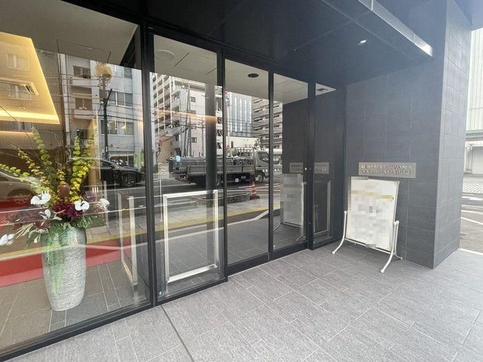 2LDK Apartment for Sale in Central Matsuyama with Top-Floor Views - Thumbnail 3