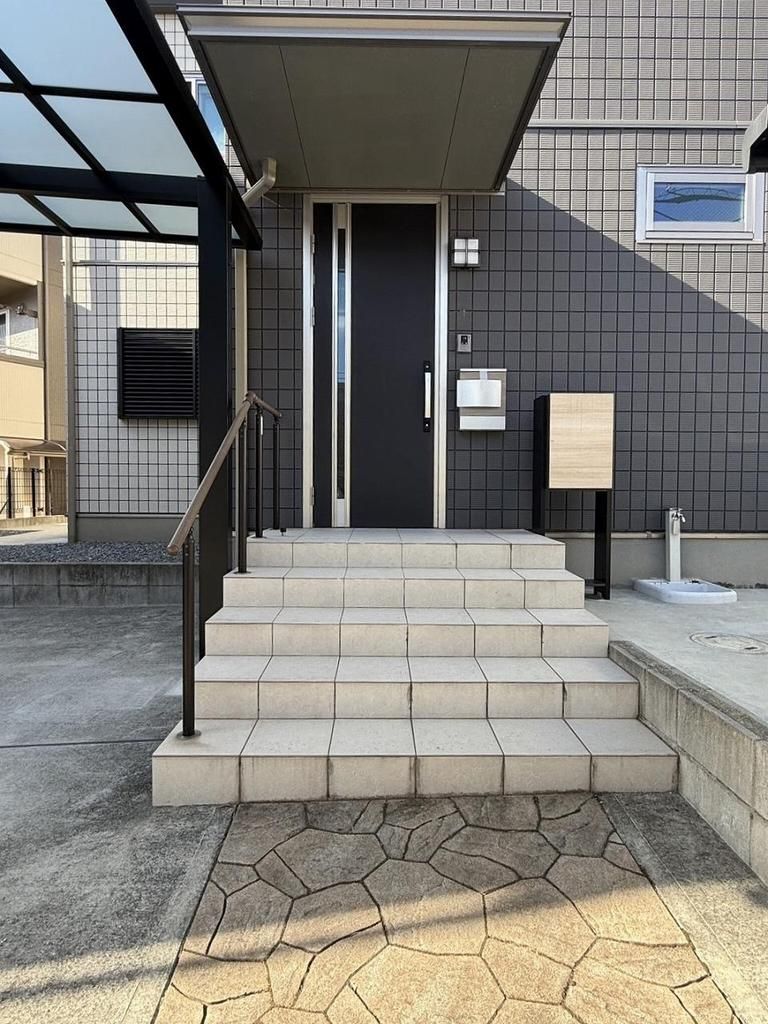 2SLDK Modern House in Kure City, Hiroshima | 2018 Build - Image 1