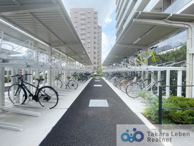 Modern 3SLDK Apartment in Koga City Near Station - Thumbnail 2