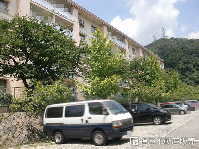 3DK Apartment in Kobe's Rokko Area - 55.04㎡ - Thumbnail 2