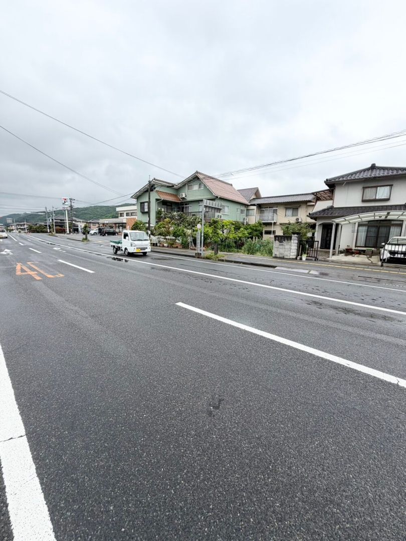 Mixed-Use 5DK Building for Sale in Ibara City, Okayama - Thumbnail 3