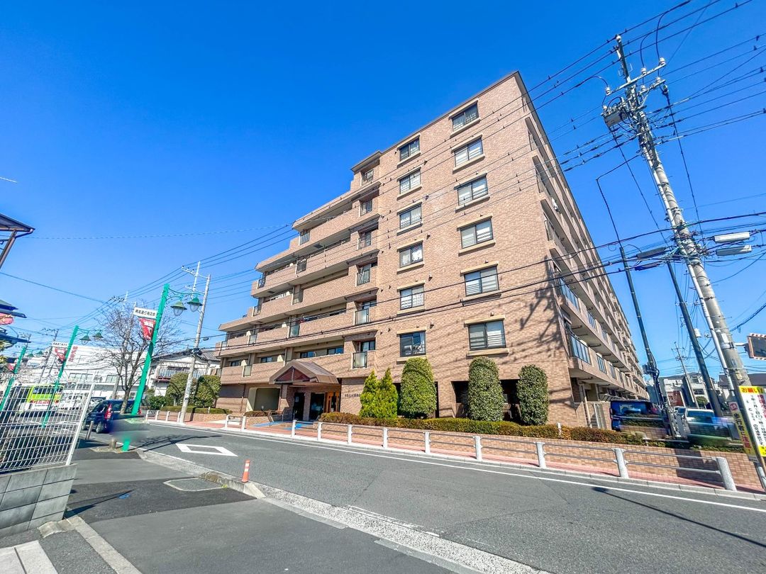 3LDK Apartment in Saitama with Renovated Kitchen - Thumbnail 3