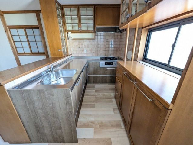 Renovated 2LDK House in Kōchi City's Shin'yashiki - Thumbnail 4