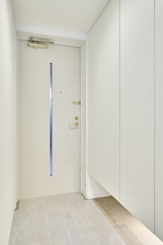 Renovated 3LDK Apartment in Musashishinjo Duplex, Kawasaki - Thumbnail 2