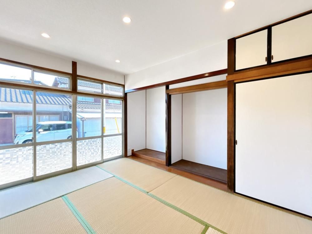 Renovated 5LDK House in Hikari City, Yamaguchi - Thumbnail 4