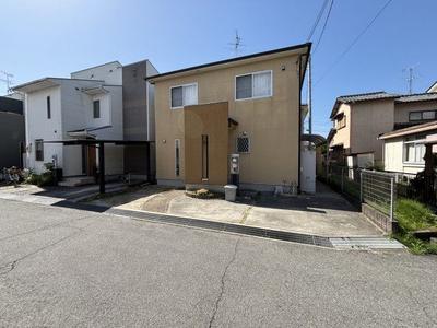 4LDK House in Kashihara City Near Shinoguchi Station — Image 1, Kashihara, Nara