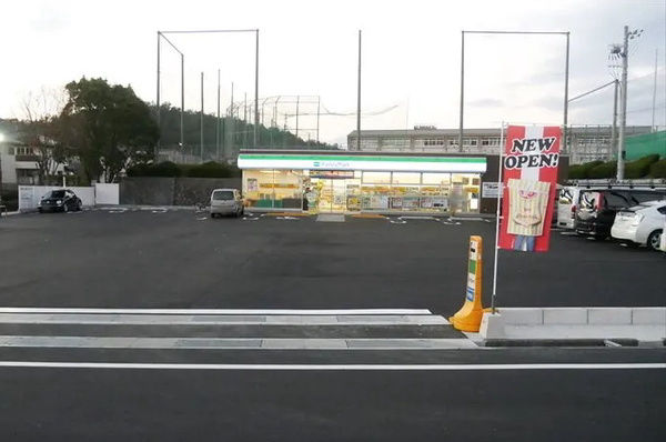 North American-Style 7SDK House in Otsu, Shiga - Thumbnail 4