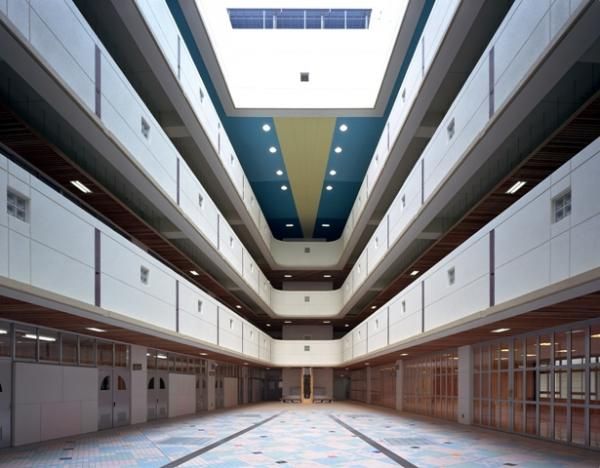 Nissho Iwai Ushita Mansion 8F: 3LDK Renovated Apartment in Hiroshima - Thumbnail 4